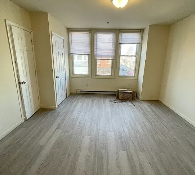 317 S 60th St #2 — Photo 6