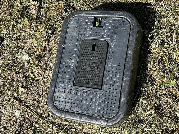 3rd image of 1345 Simmons Rd