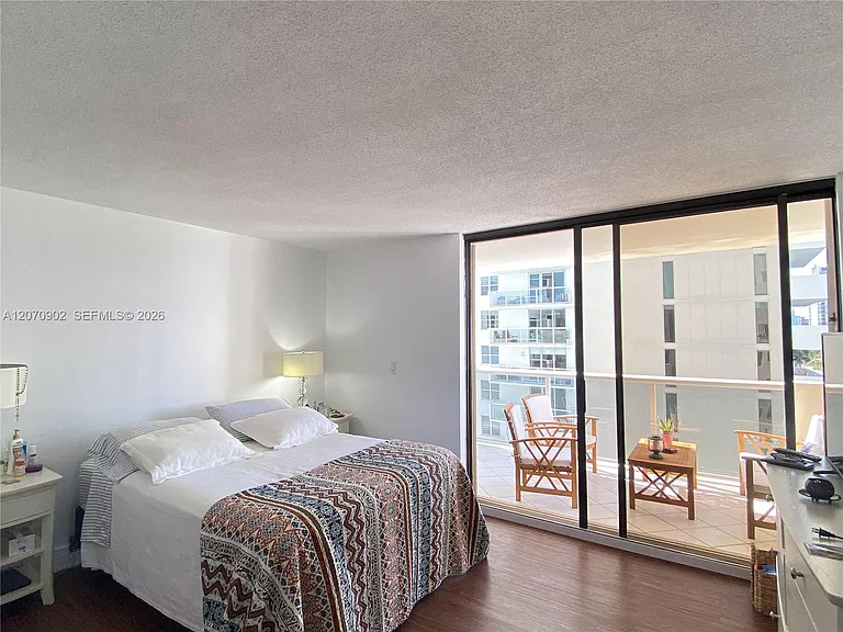 5757 Collins Ave #703 — Photo 9