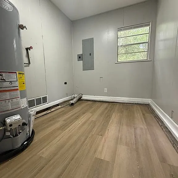 800 Fairfax Dr — Photo 6