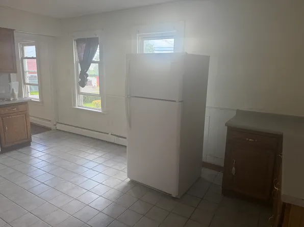 83 Baldwin Ave #1, Waterbury, CT 06706