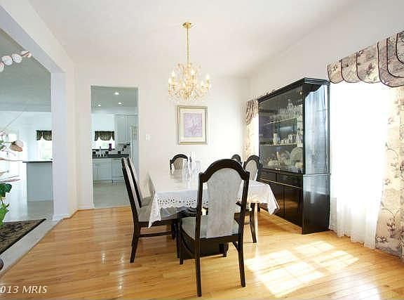 DINING ROOM   1st Floor