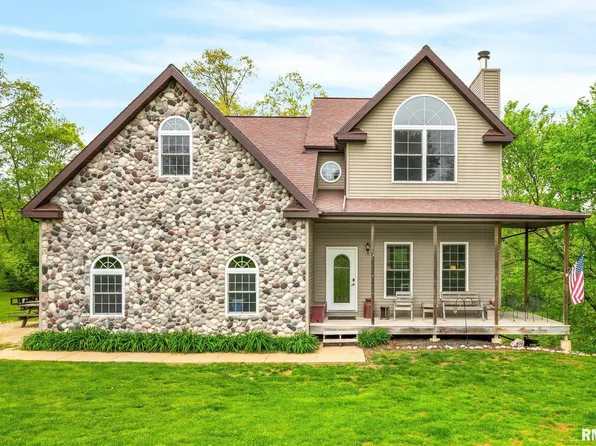 150 Knollcrest Cir, Dahinda, IL 61428