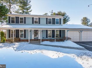 5610 Wood Thrush Ct, Fairfax, VA 22032
