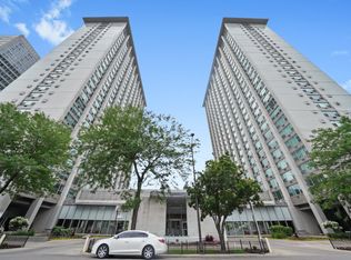 3600 N Lake Shore Dr APT 2807, Chicago, IL 60613