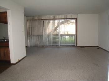 1st image of 810 E Glenwood Dyer Rd