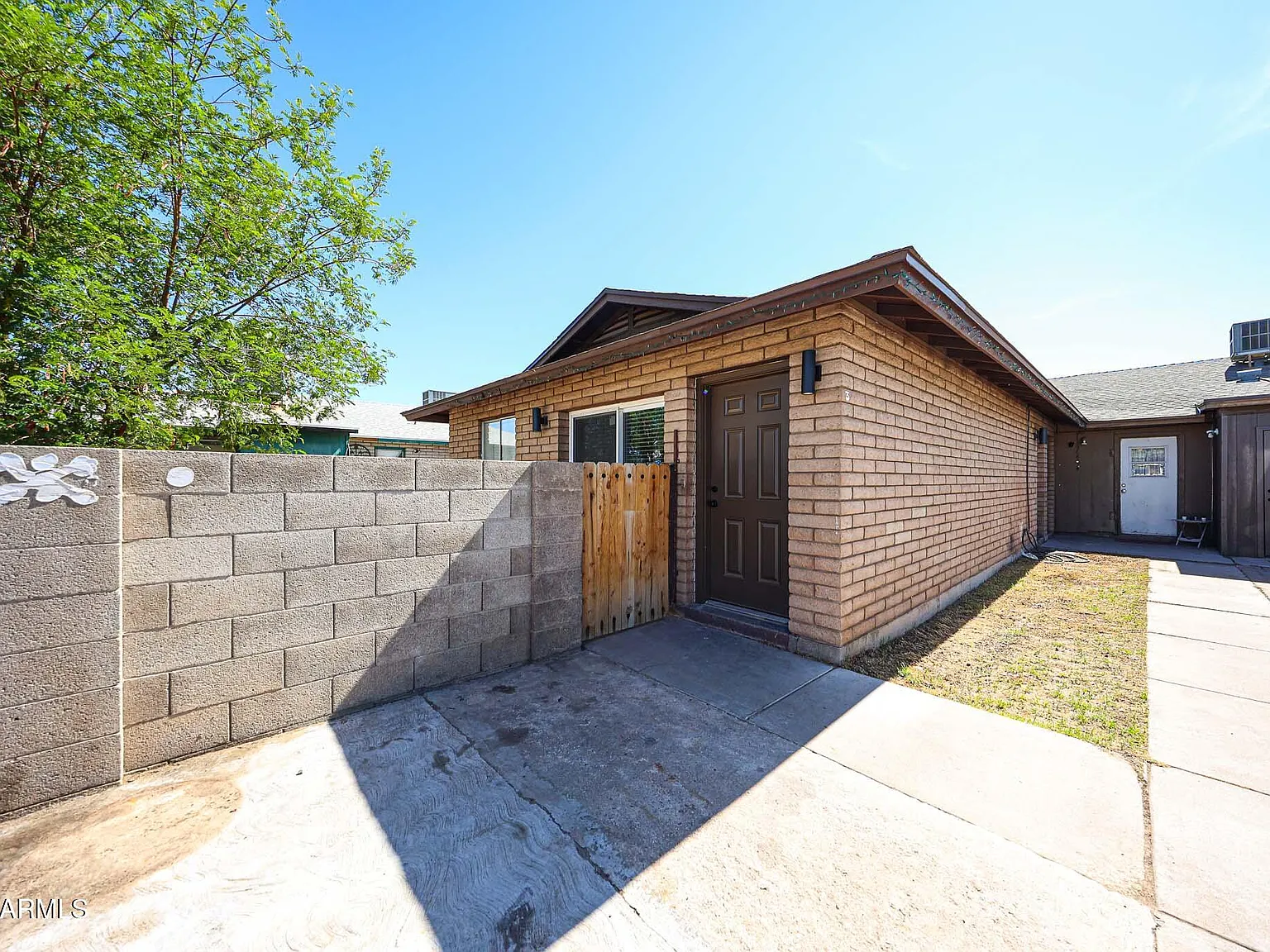 2 bed, 1.0 bath, 843 sqft, $1,400 — Photo 4