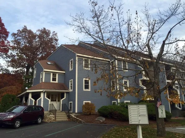 120 Heritage Dr, Northbridge, MA 01534