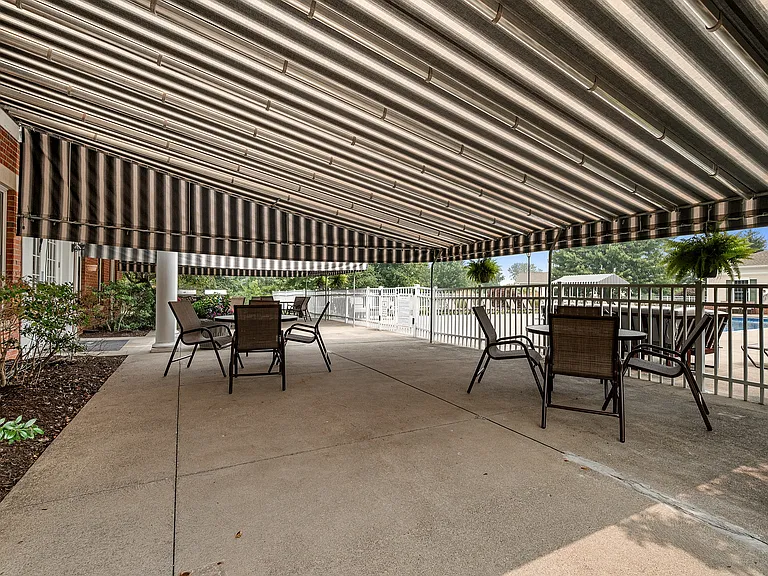 90 Berkley Manor Drive_6