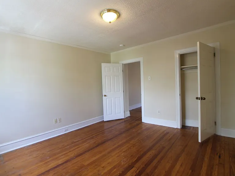 8418-8424 Germantown Ave — Photo 16