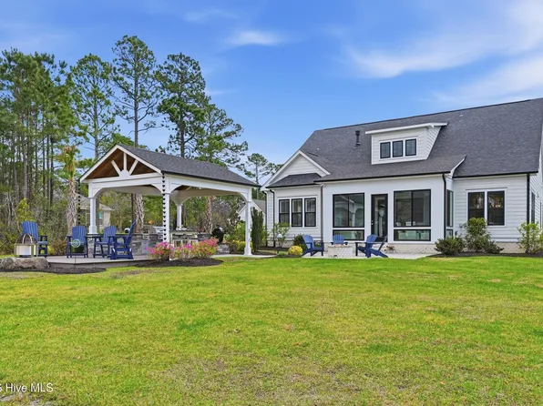 774 Breezewood Drive SE, Bolivia, NC 28422