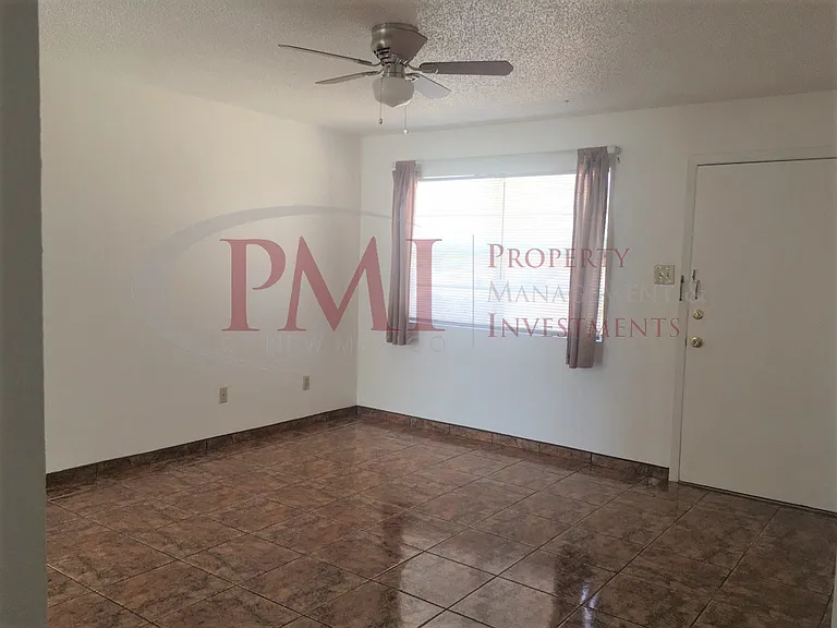 1007 Montana Avenue Apt. A — Photo 7