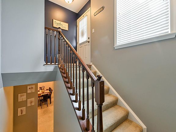 4th image of 209 Westwind Ln