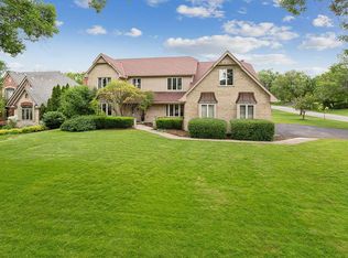 8749 Aintree Ln, Burr Ridge, IL 60527