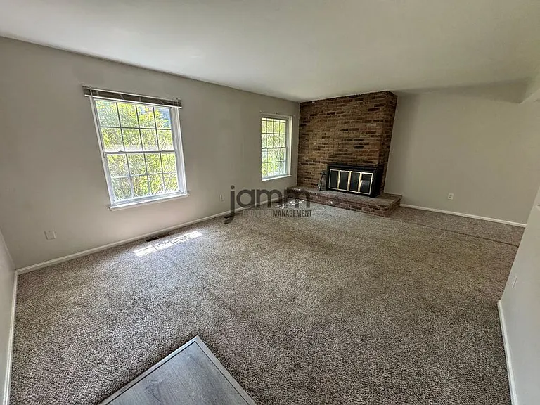 7025 Carriage Hill Dr #101 — Photo 4