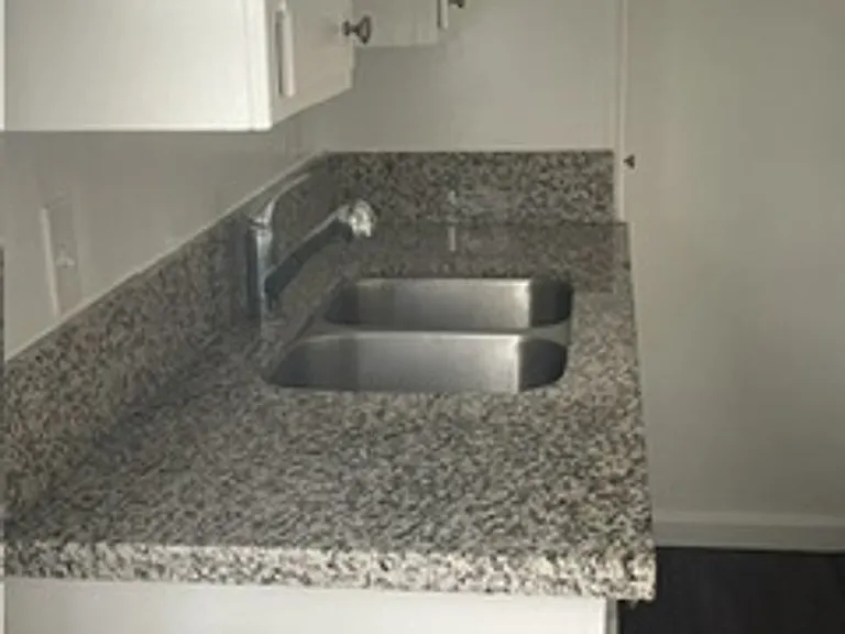 k3765 — Photo 2