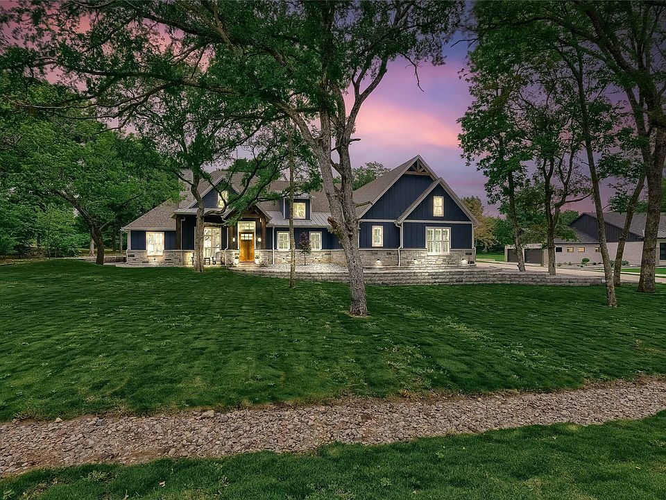 1st image of 141 Lila Blue Ln