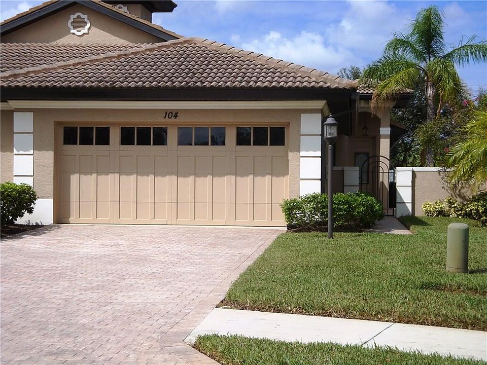 1st image of 104 Preserve Pl