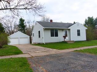 924 Williams St, Williamston, MI 48895