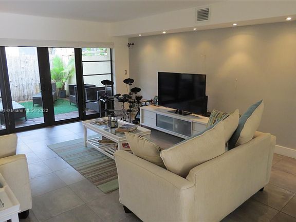 2nd image of 3510 Magellan Cir APT 723