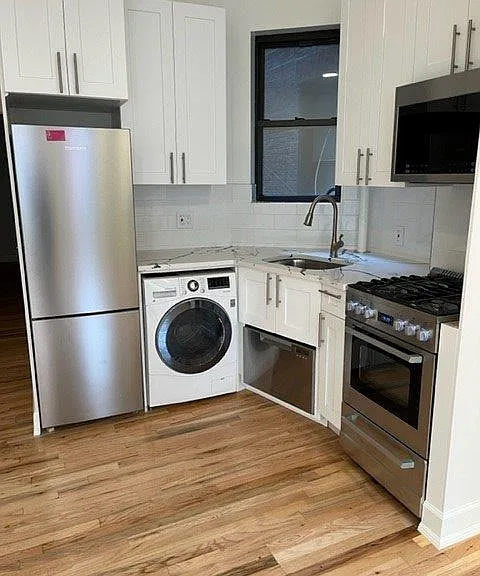 36 E 4th St #3FW — Photo 4