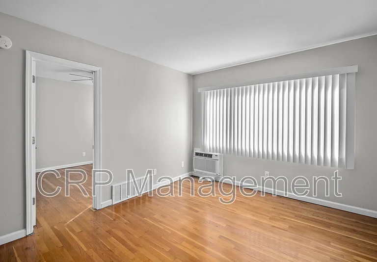 4255 Virginia Ave — Photo 6