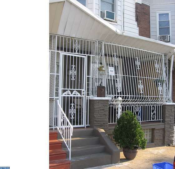 1st image of 440 E Westmoreland St