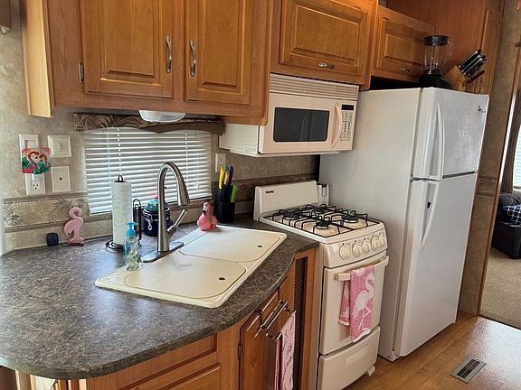 2nd image of LOT 59 Crabbin Pier Ct