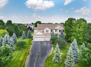 3822 Magnolia Dr, Spring Grove, IL 60081
