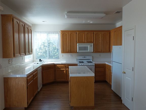 5th image of 275 Havenwood Cir