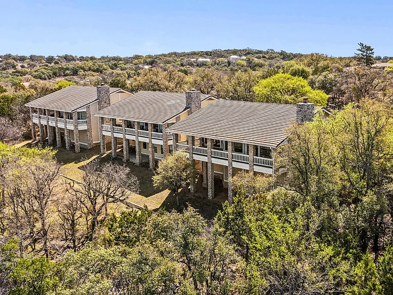 310 Dogie Dr #A — Photo 18