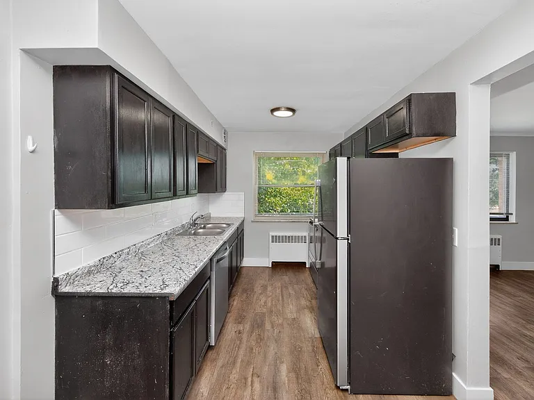6612 Bantry Ave #8 — Photo 6