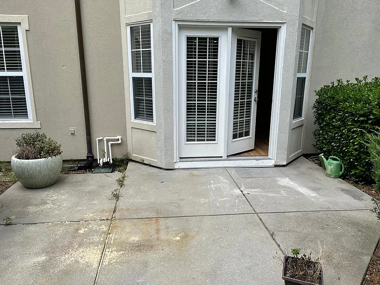4542 Girvan Dr #B — Photo 16