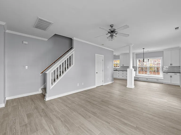 4221 Bay Rum Ln — Photo 5
