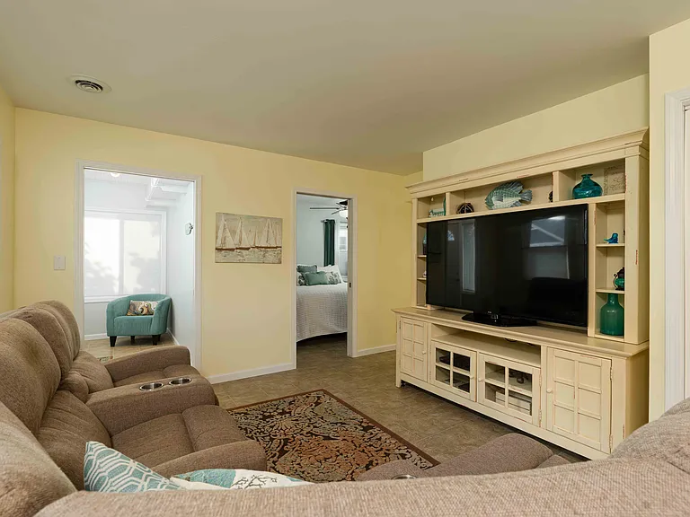 840 Millers Park — Photo 1