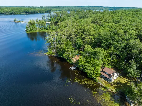 36 Cove Lane, Damariscotta, ME 04543