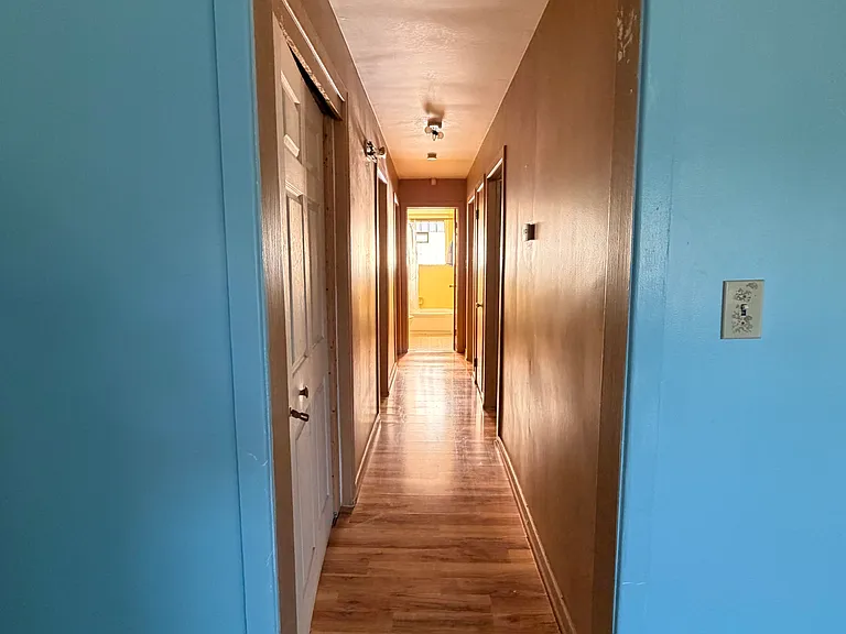 3340 Morrissey Ave — Photo 6
