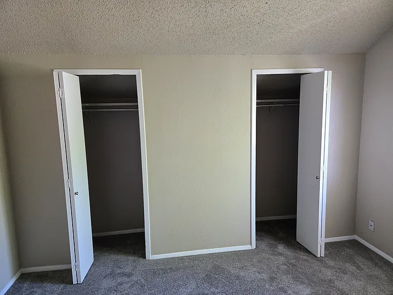 2136 Loma Verde Dr — Photo 19