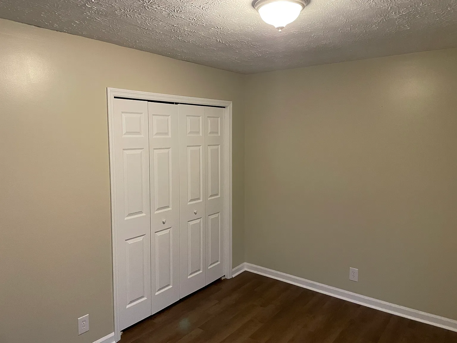 3712 Lowndesboro Ct — Photo 2