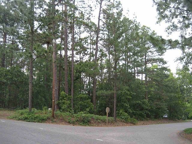 1st image of 15 Pine Valley Cir
