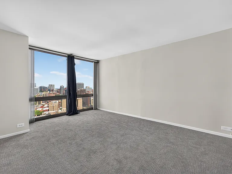 2650 N Lakeview Ave #2801 — Photo 15