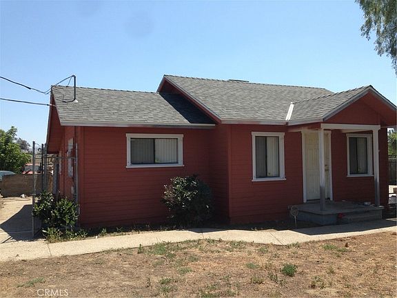 3rd image of 10312 Jurupa Rd