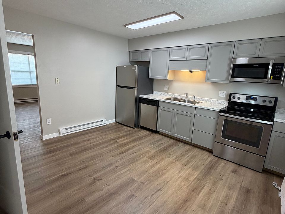 1st image of 1530 Hawk Cir APT D