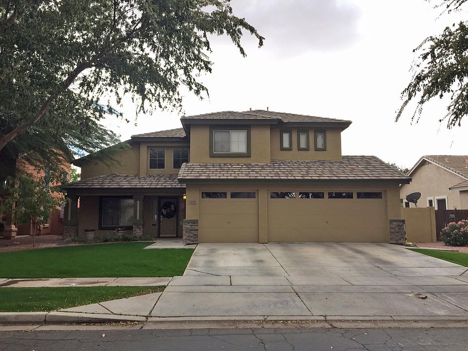 1st image of 3235 E Linda Ln