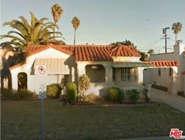 1st image of 8906 S Denker Ave