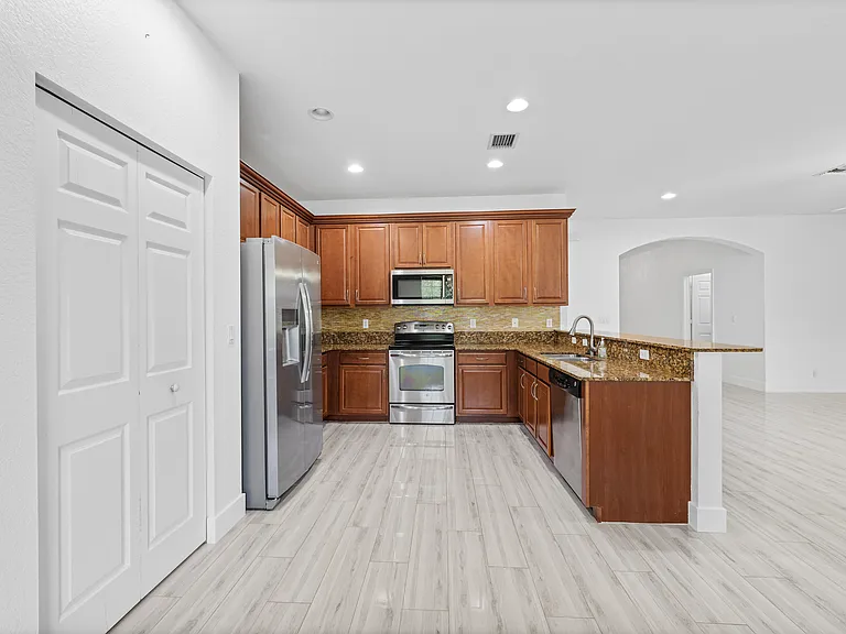 6752 Osage Cir — Photo 4