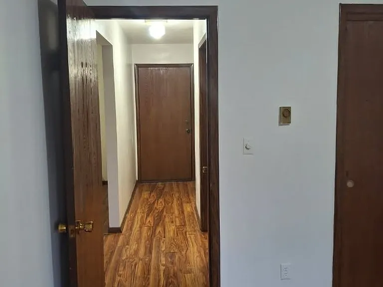 4425 Trevor Cir — Photo 13