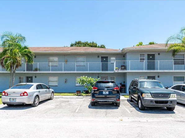 605 Ixoria 6a Avenue #6, Fort Pierce, FL 34982