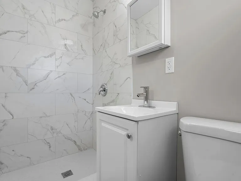 107 Benham Rd — Photo 12