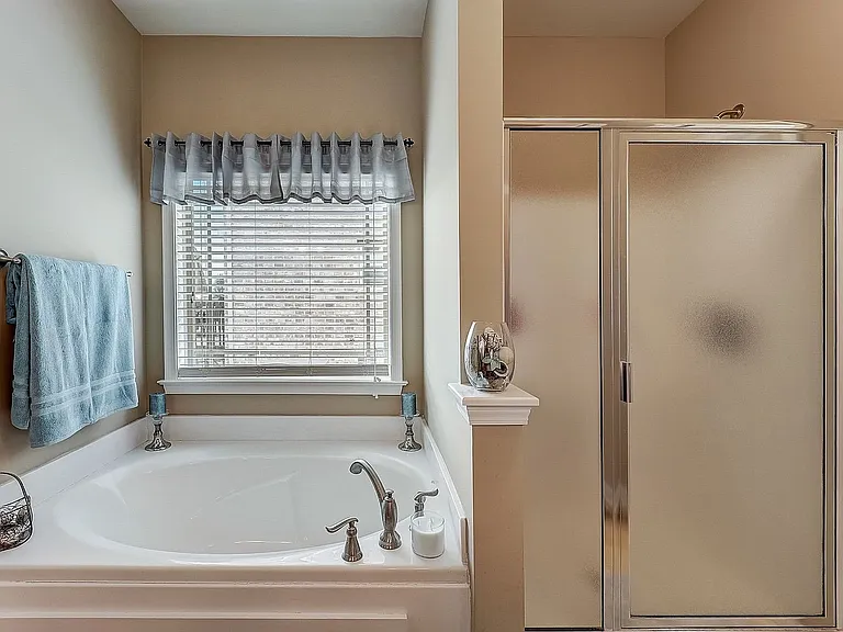 6040 Sanmar Dr — Photo 26